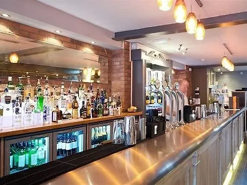 Cargo Hotel Southampton Inn